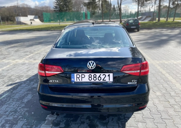 Volkswagen Jetta cena 34000 przebieg: 169000, rok produkcji 2015 z Przemyśl małe 301